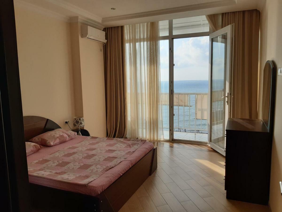 Beautiful House By The Sea Apartment Batumi Luaran gambar